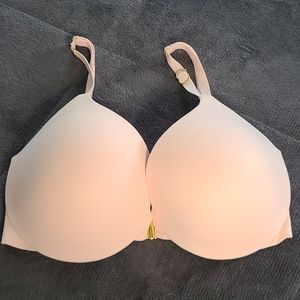 VS incredible bra